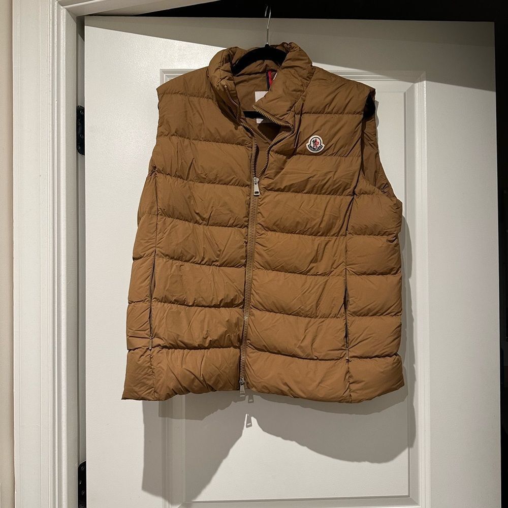 Moncler Ghany Matte Down Quilted Vest - Picture 5 of 5